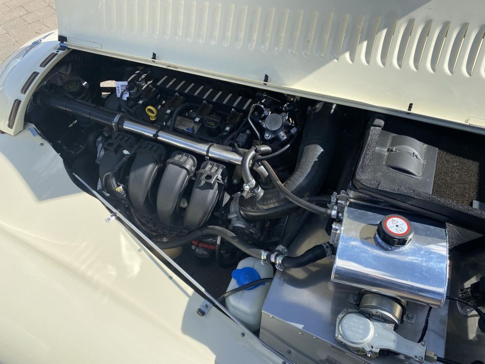 2017 Morgan +4 2.0L GDI Photograph