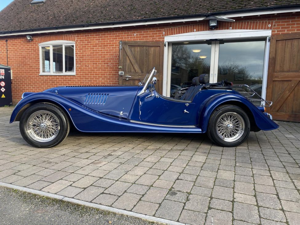 2015 Morgan +4 GDI low mileage and special colour! Photograph