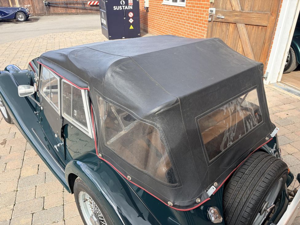 1985 Morgan Plus 4 Twin-Cam 4-Seater Photograph