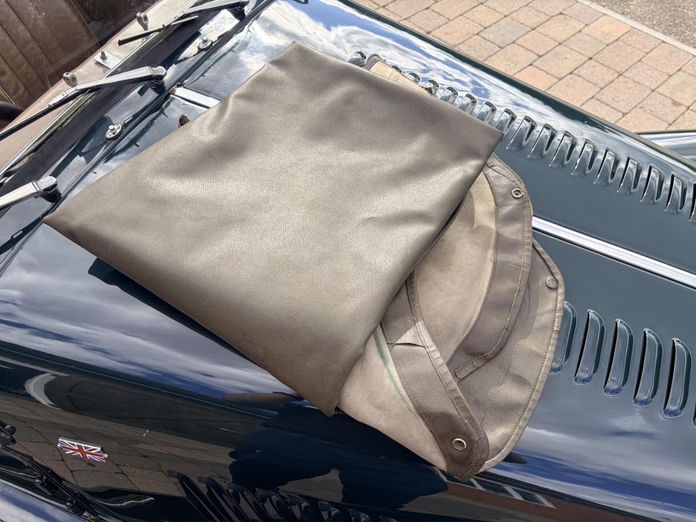 1985 Morgan Plus 4 Twin-Cam 4-Seater Photograph