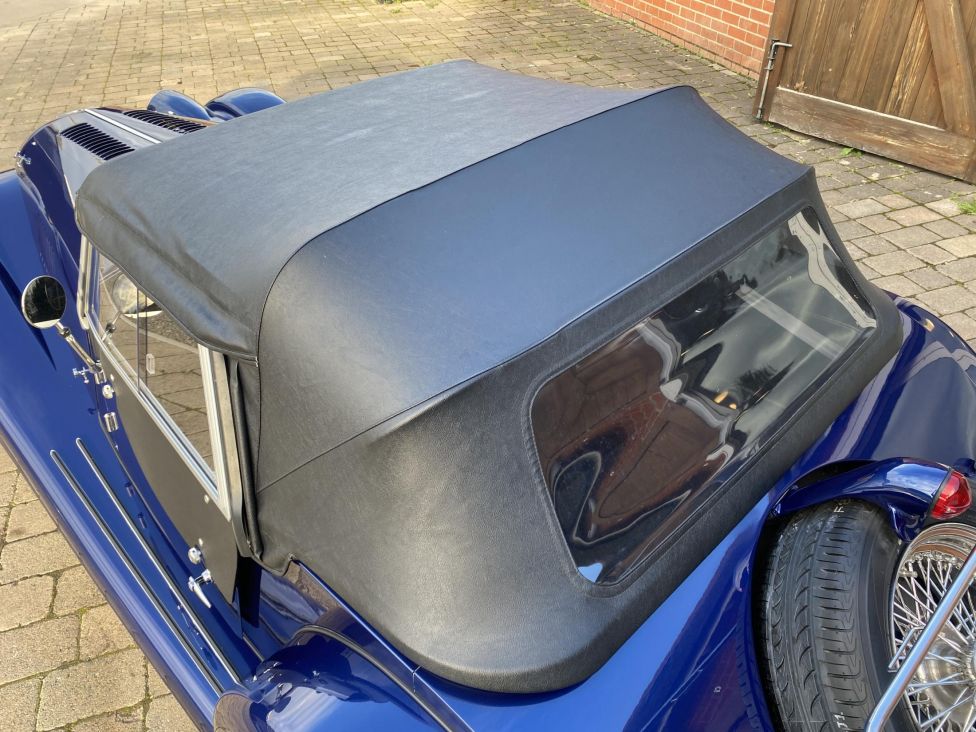 2015 Morgan +4 GDI low mileage and special colour! Photograph