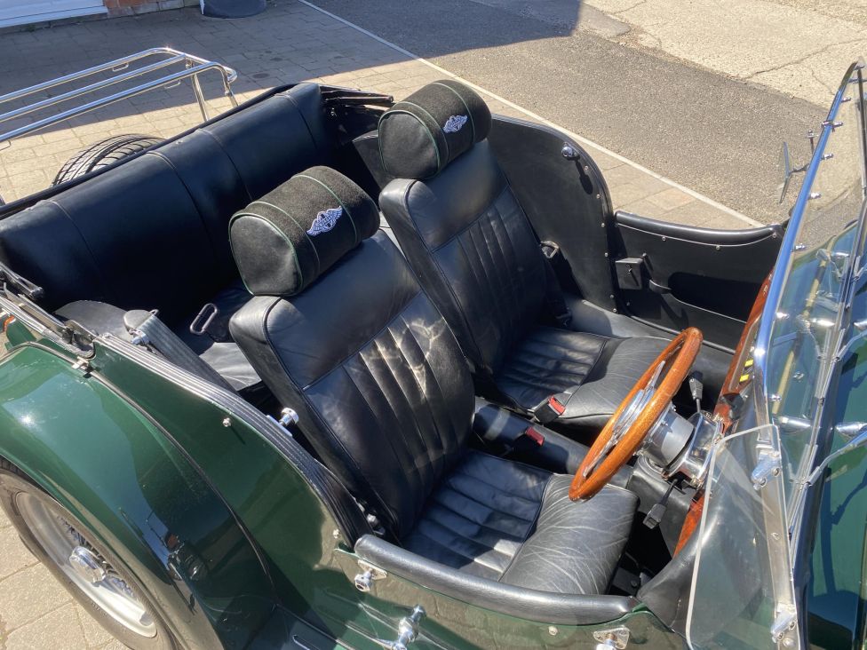 1995 Morgan +4 T16 (4-Seater, RHD) Photograph