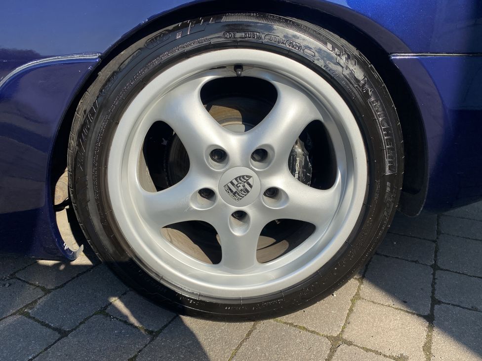 1995 Porsche 968 Sport 3.0 manual coupe. Photograph