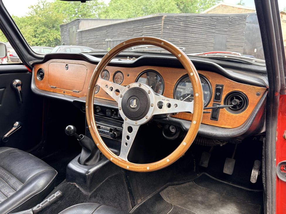 1971 Triumph TR6 2.5 PI – Stage 2 Performance Upgrade Photograph
